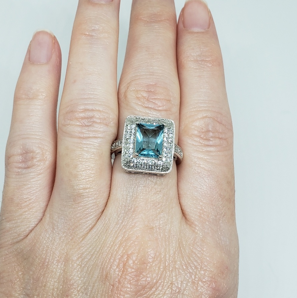 TOPAZ RING - Picture 7 of 8